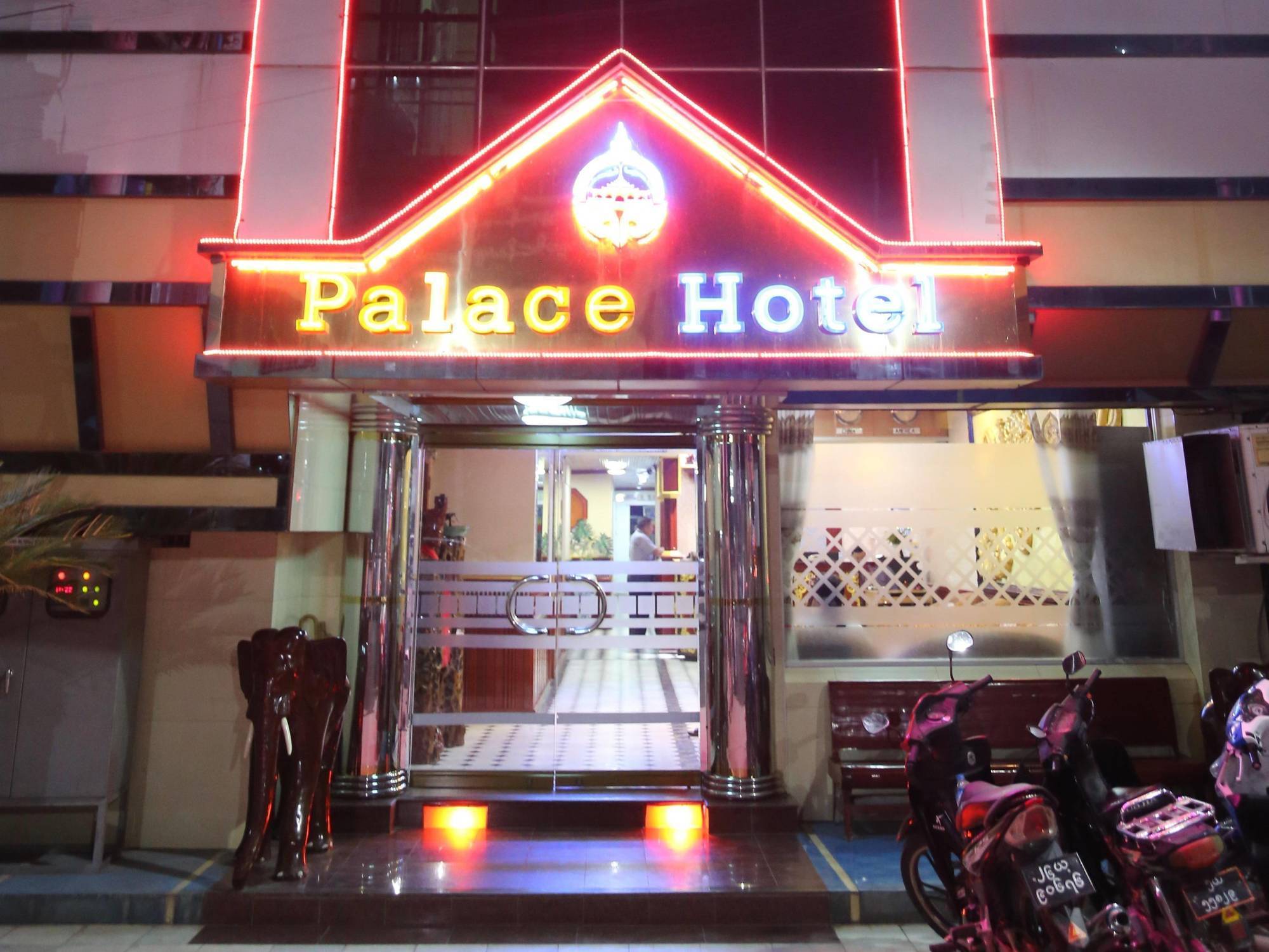 Palace Hotel Mandalay Exterior photo